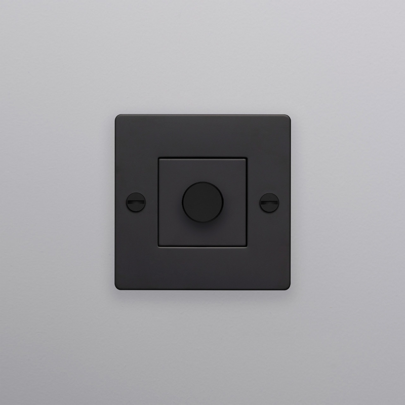 Buster and Punch - 1G DIMMER / 250W LED