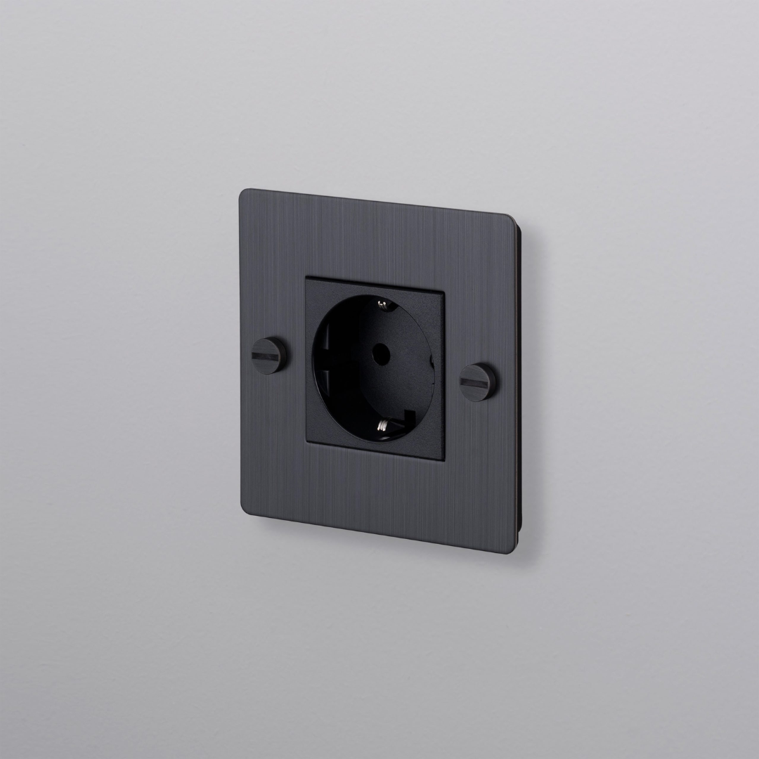 Buster and Punch - 1G SCHUKO TYPE F SOCKET