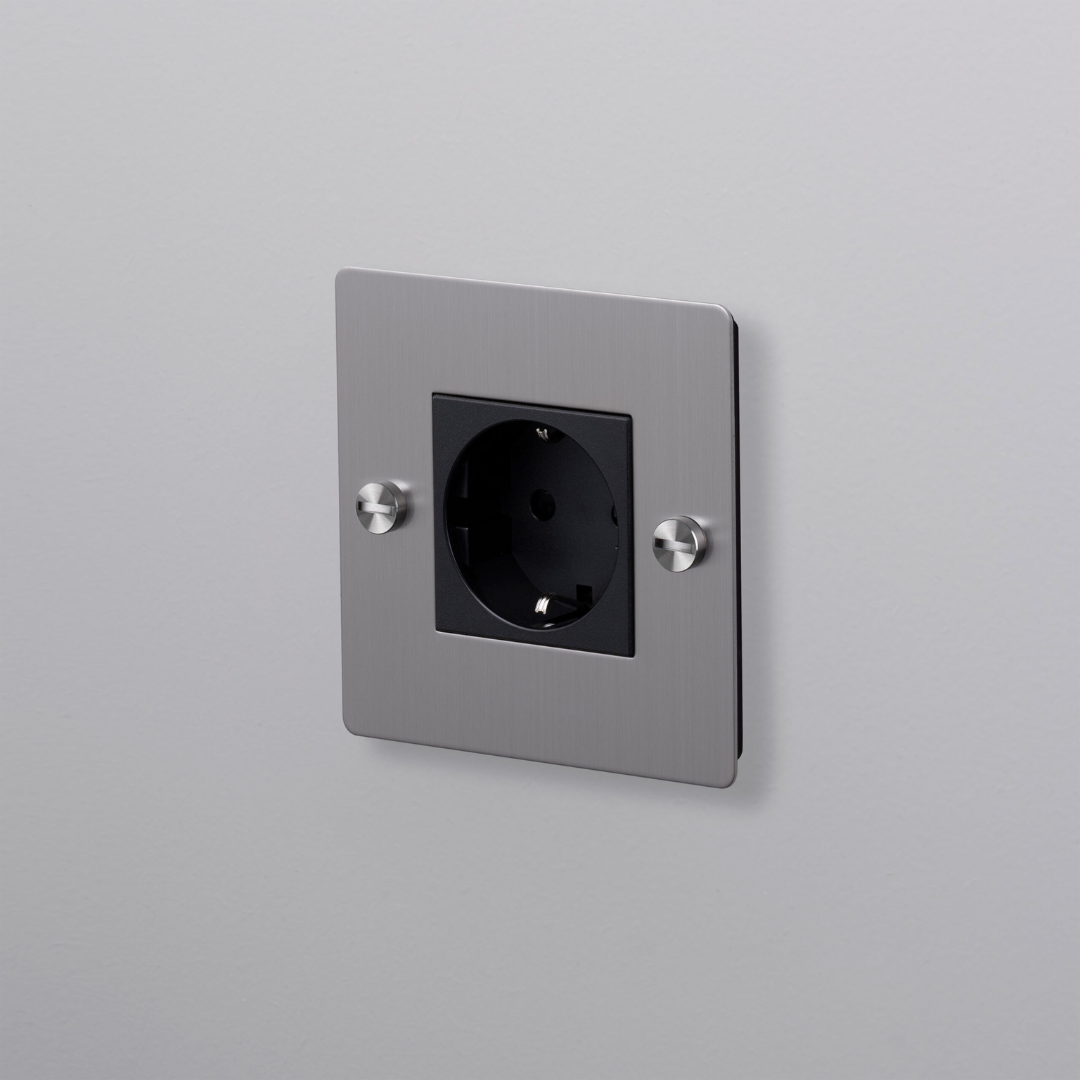 Buster and Punch - 1G SCHUKO TYPE F SOCKET