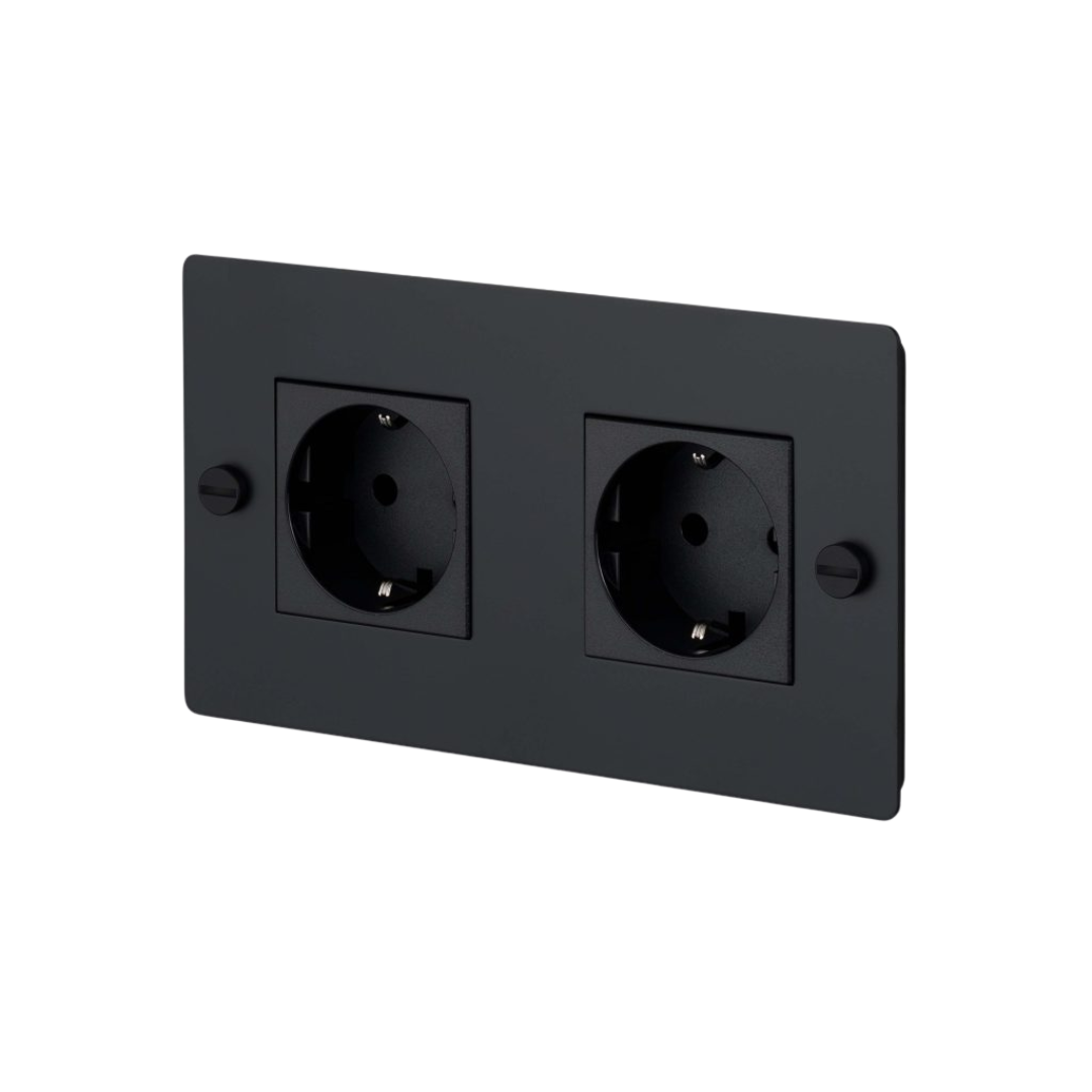 Buster and Punch - 2G Socket Schuko Type F