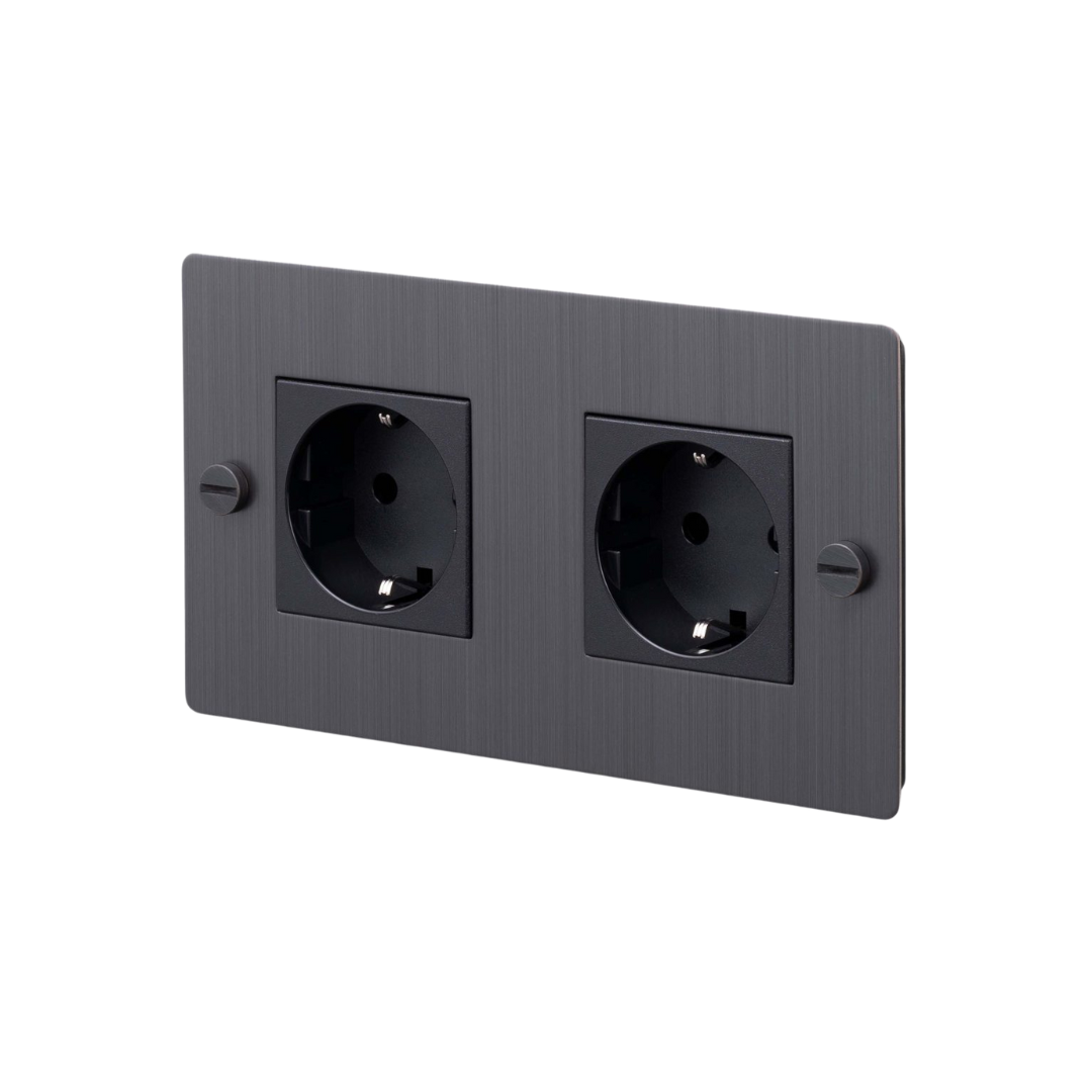 Buster and Punch - 2G Socket Schuko Type F