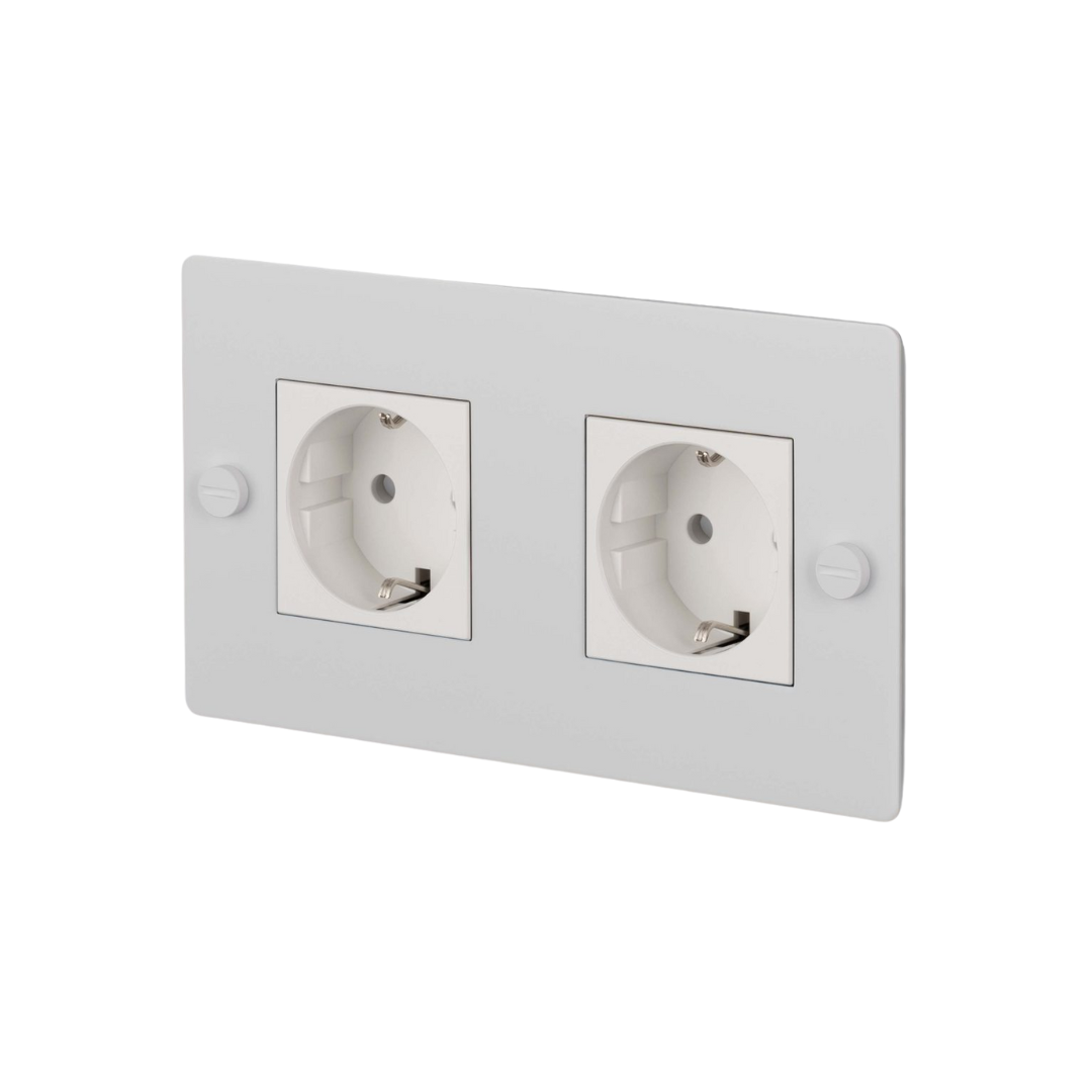 Buster and Punch - 2G Socket Schuko Type F