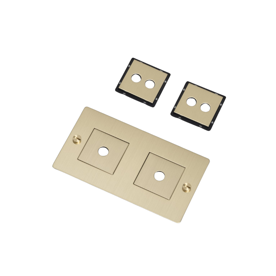 Buster and Punch - 2G WALL PLATE / MET VULLINGEN / HORIZONTAAL