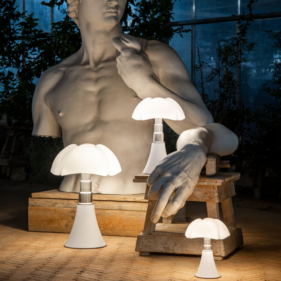 Martinelli Luce - Pipistrello Met Licht Lamp Mat Wit Tafellamp