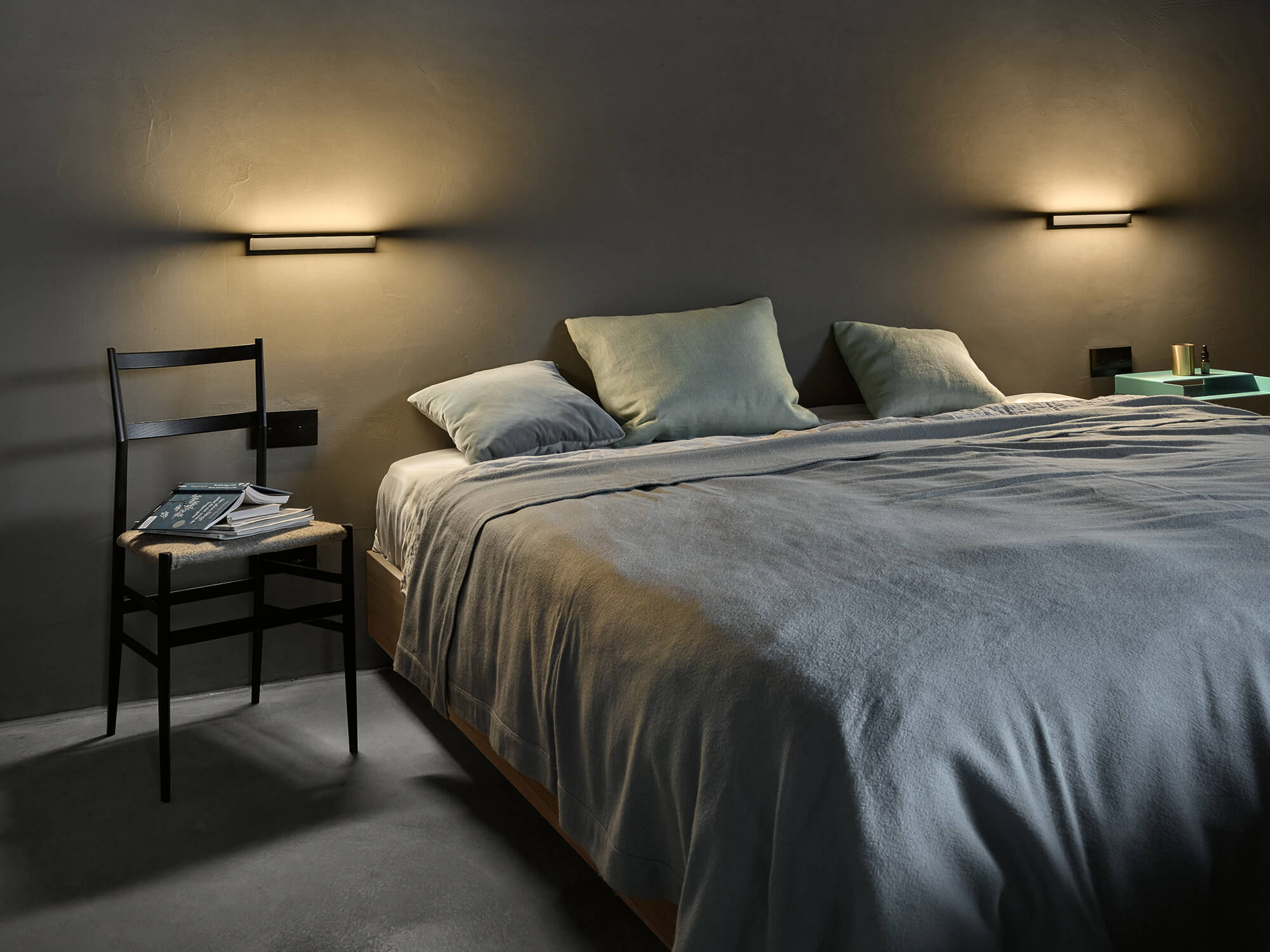 Serien - Crib Wall LED M wandlamp zwart - KOOT