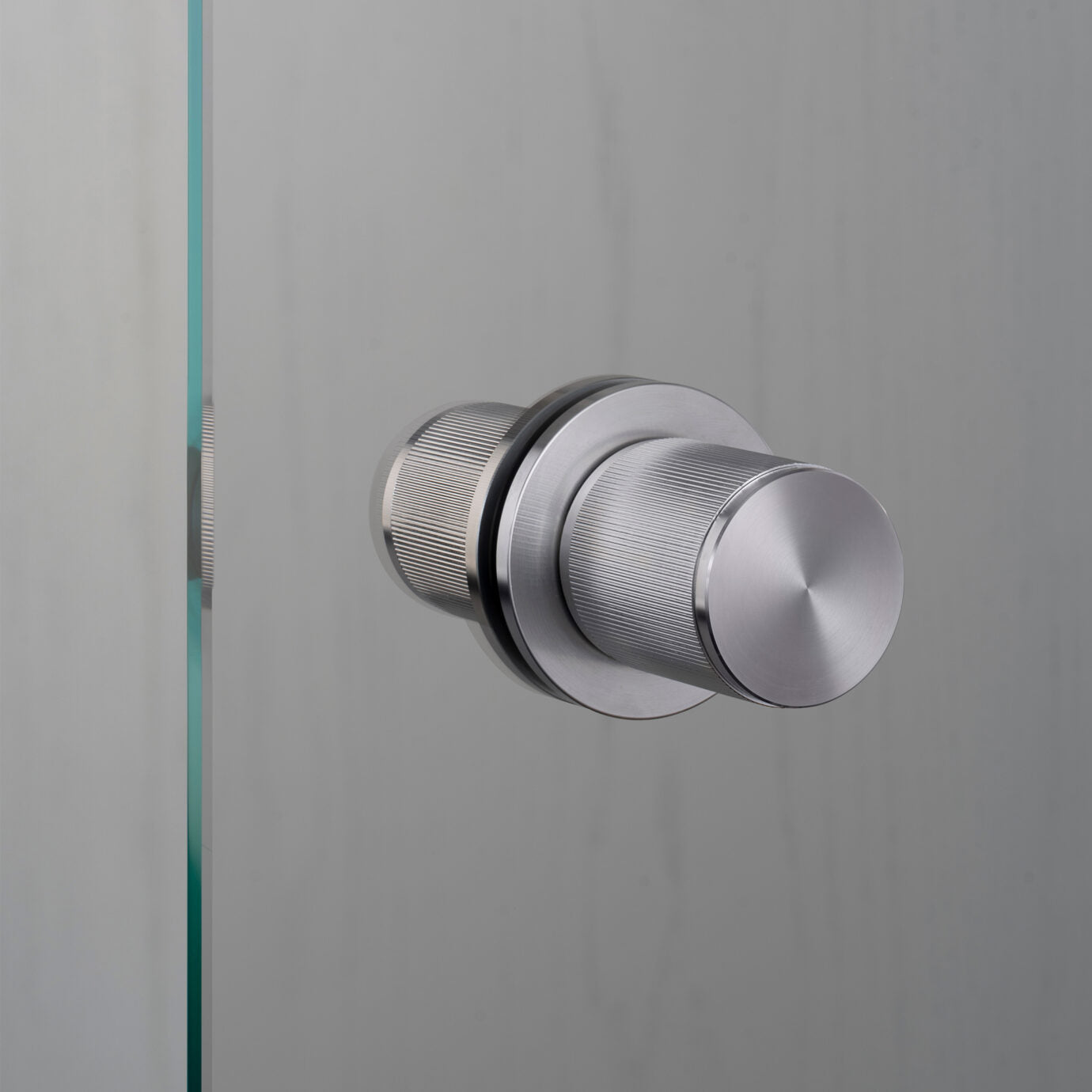 Buster and Punch - FIXED DOOR KNOB / dubbelzijdig / lineair - KOOT