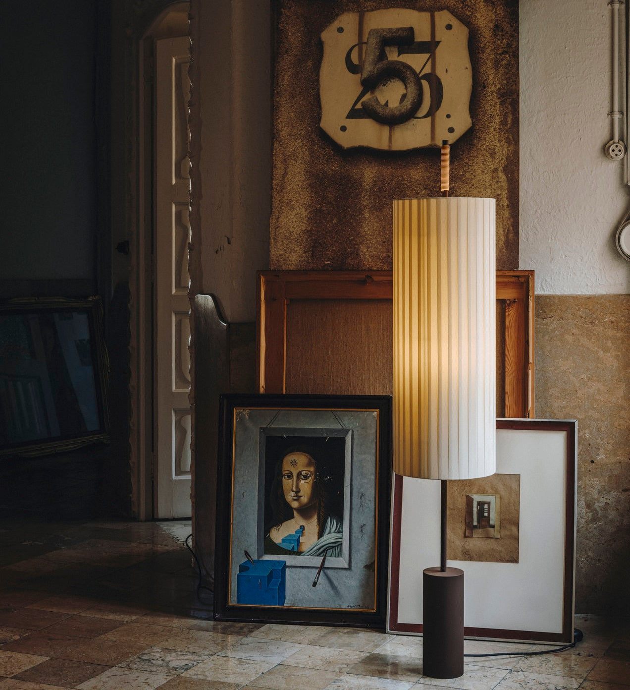 Santa Cole - Dórica vloerlamp - KOOT