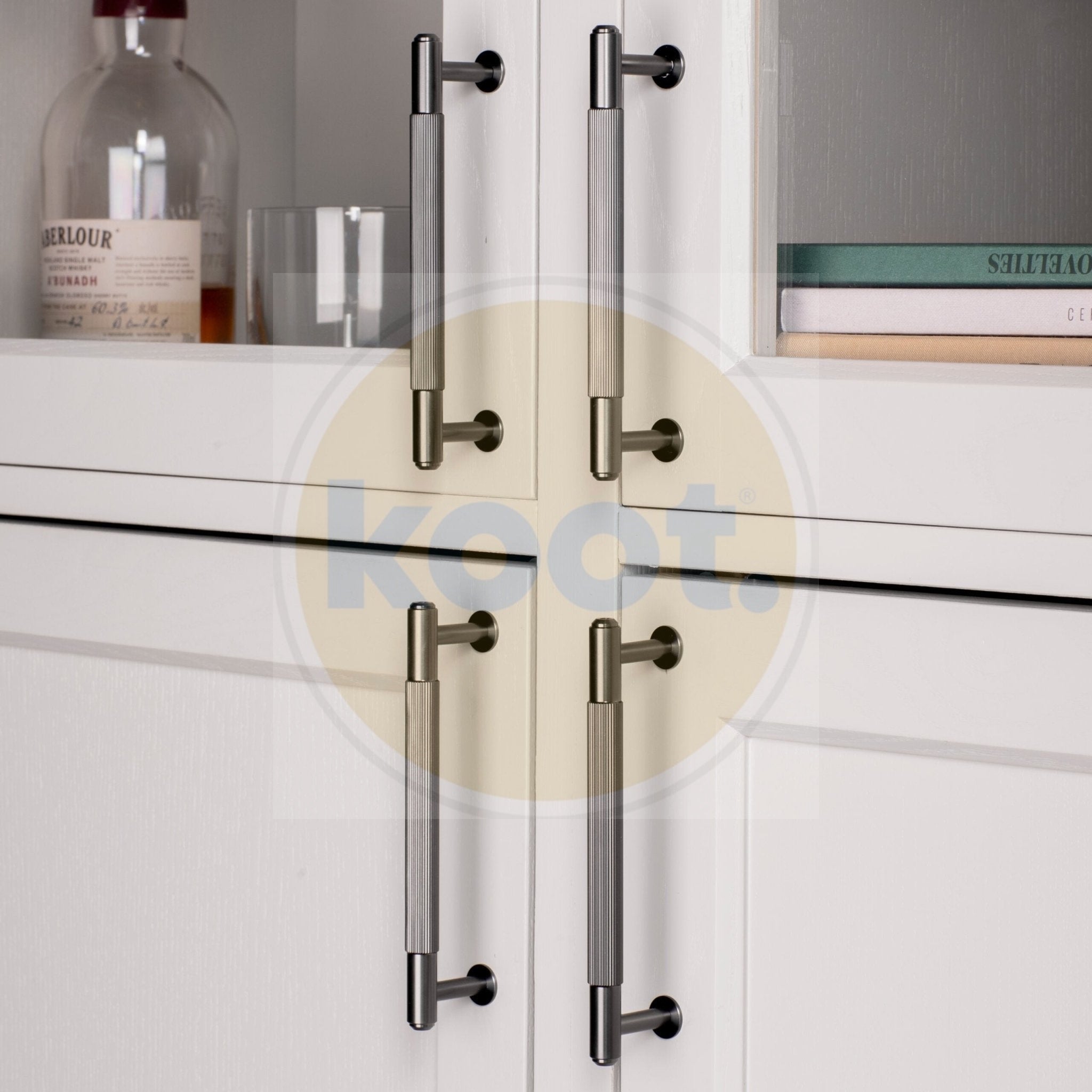 Buster and Punch - Pull Bar / Linear / Groot - KOOT