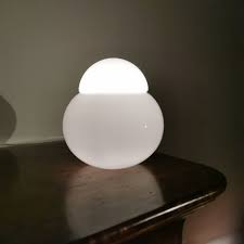 FontanaArte - Daruma Wit Tafellamp - KOOT