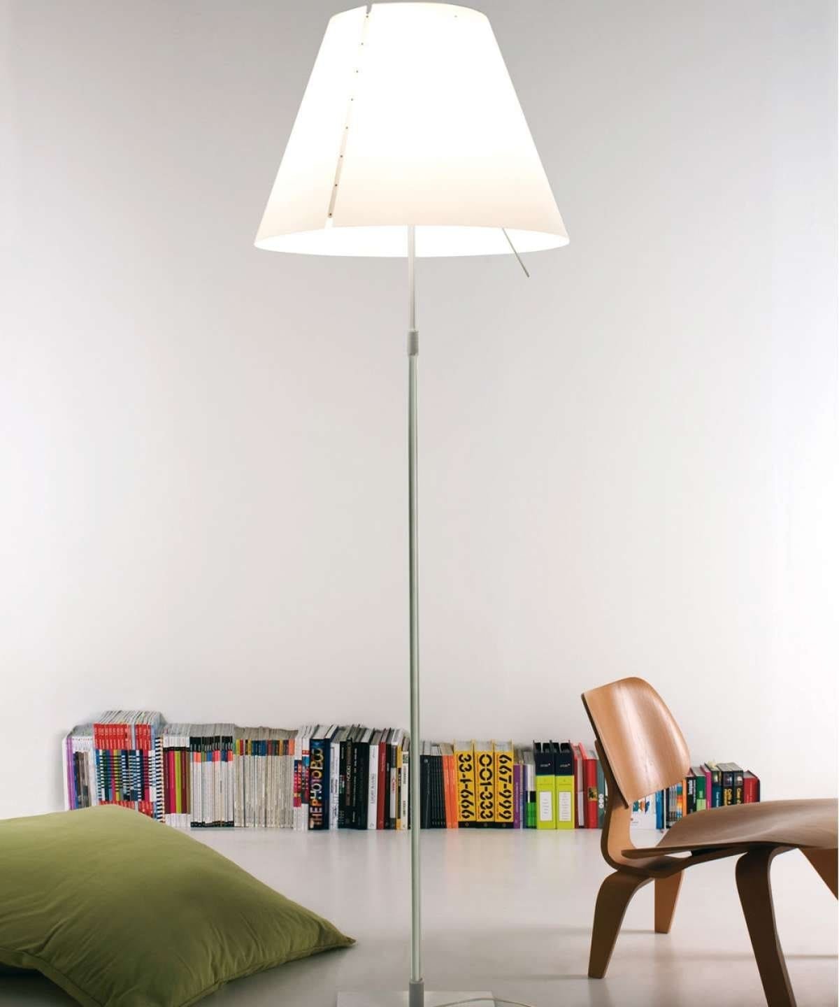 Luceplan - Grande Costanza dimbaar vloerlamp aluminium / wit - KOOT