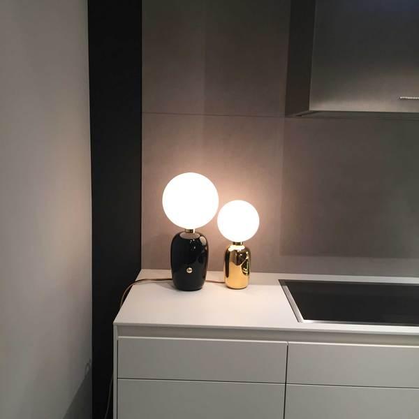 Parachilna - Aballs M PE Tafellamp - KOOT