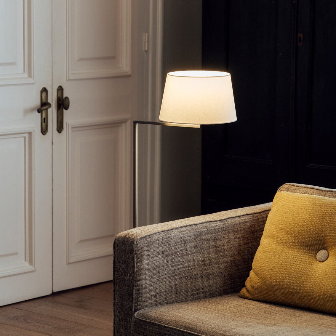 Santa Cole - Americana vloerlamp Wit / Satijn Nikkel - KOOT