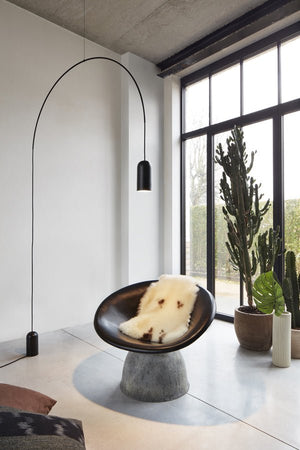 TossB - Bow floor Vloerlamp Zwart - KOOT