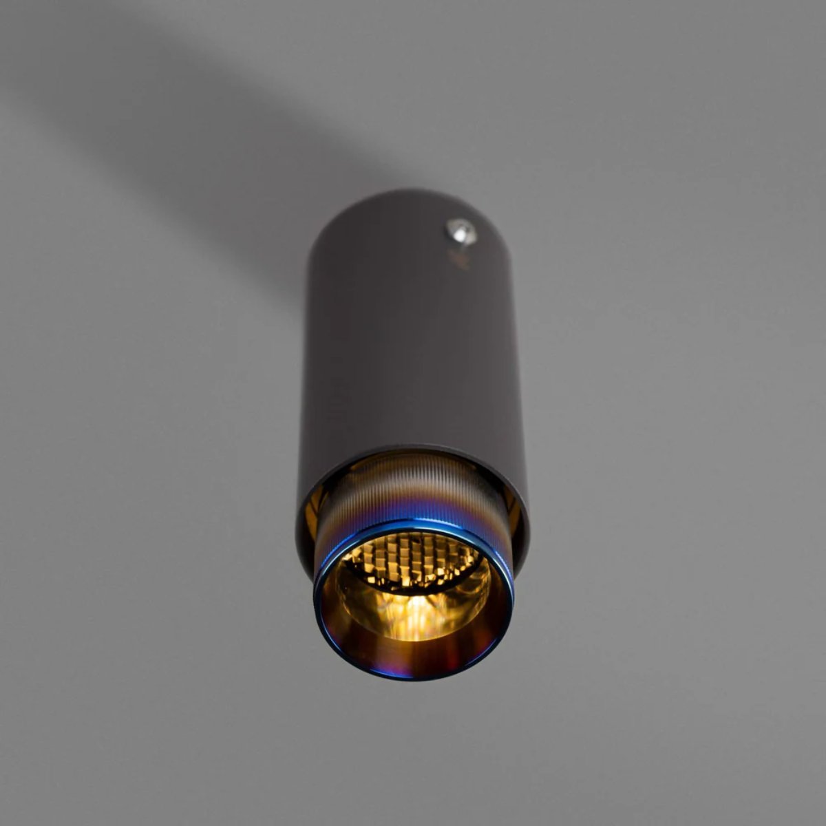 Buster and Punch - Exhaust Surface Spot Lineair Grafiet