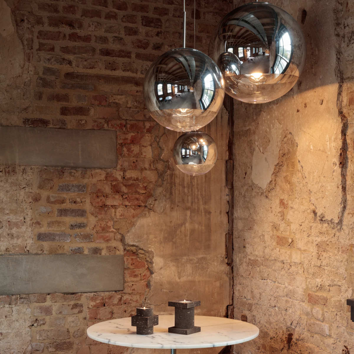 Tom Dixon - Mirror Ball Range LED rond hang systeem