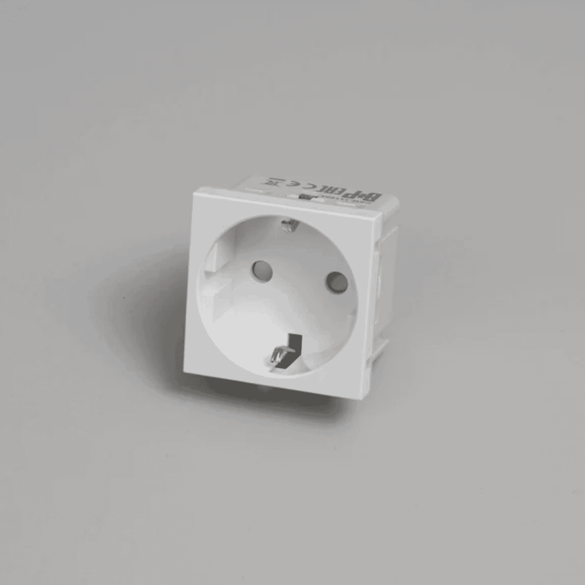 Buster and Punch - SCHUKO SOCKET MODULE / TYPE F / 45MM